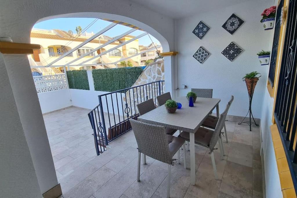 Apartamento Cruz Apartment Santa Pola Luaran gambar